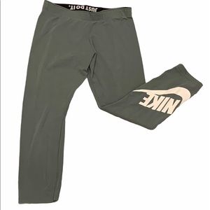 Nike cotton leggings womens size medium